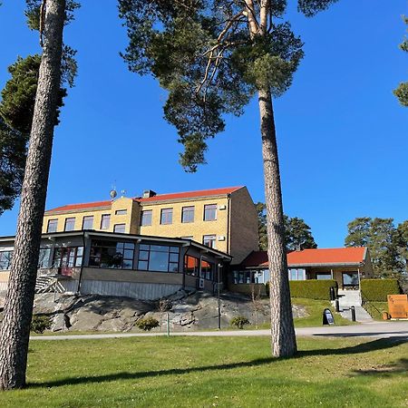 Runoe Moeten & Events Akersberga Luaran gambar